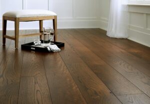 French Oak Floors vs. American Hardwood: What Luxury Buyers Should Know