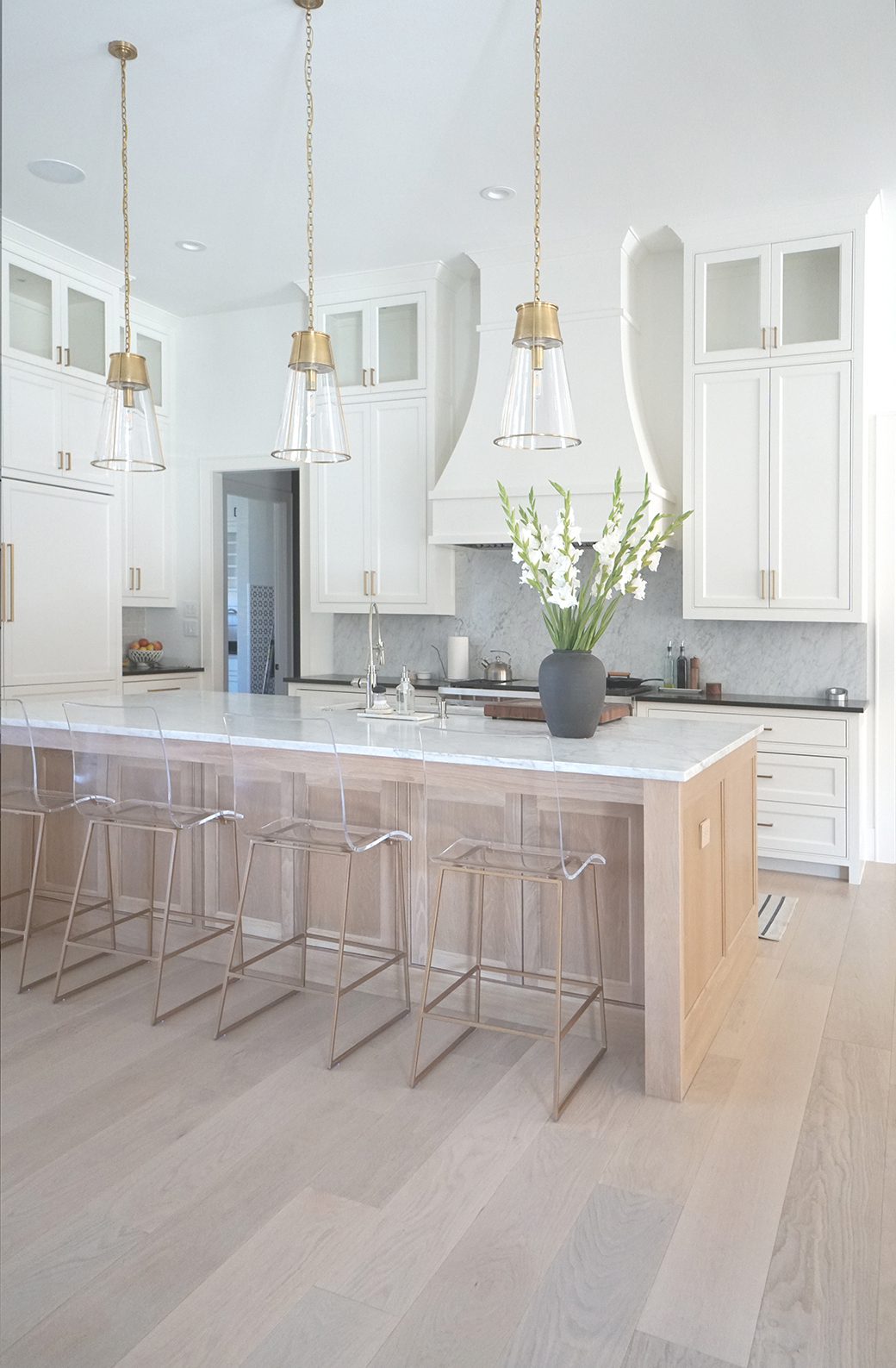 Carlisle Picture Frame White Oak Flooring