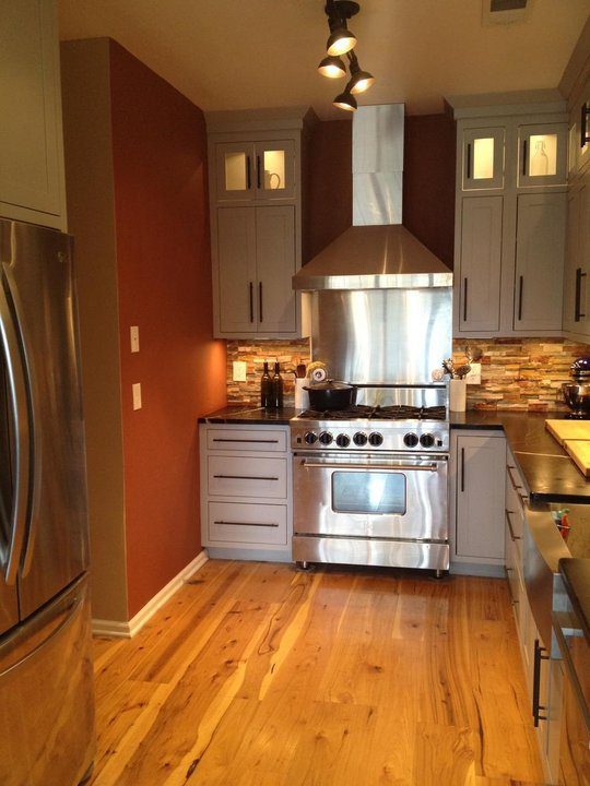 Cool Kitchens Contest: Wide Planks in Small Spaces