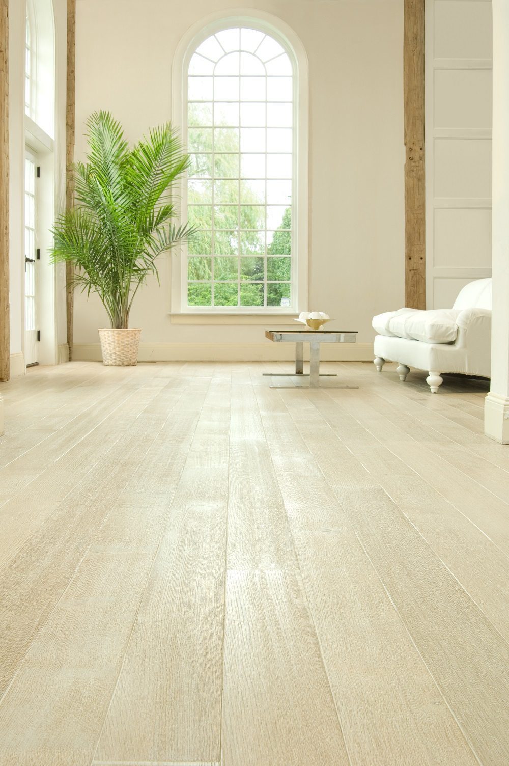 Rift White Oak Flooring In White Wash